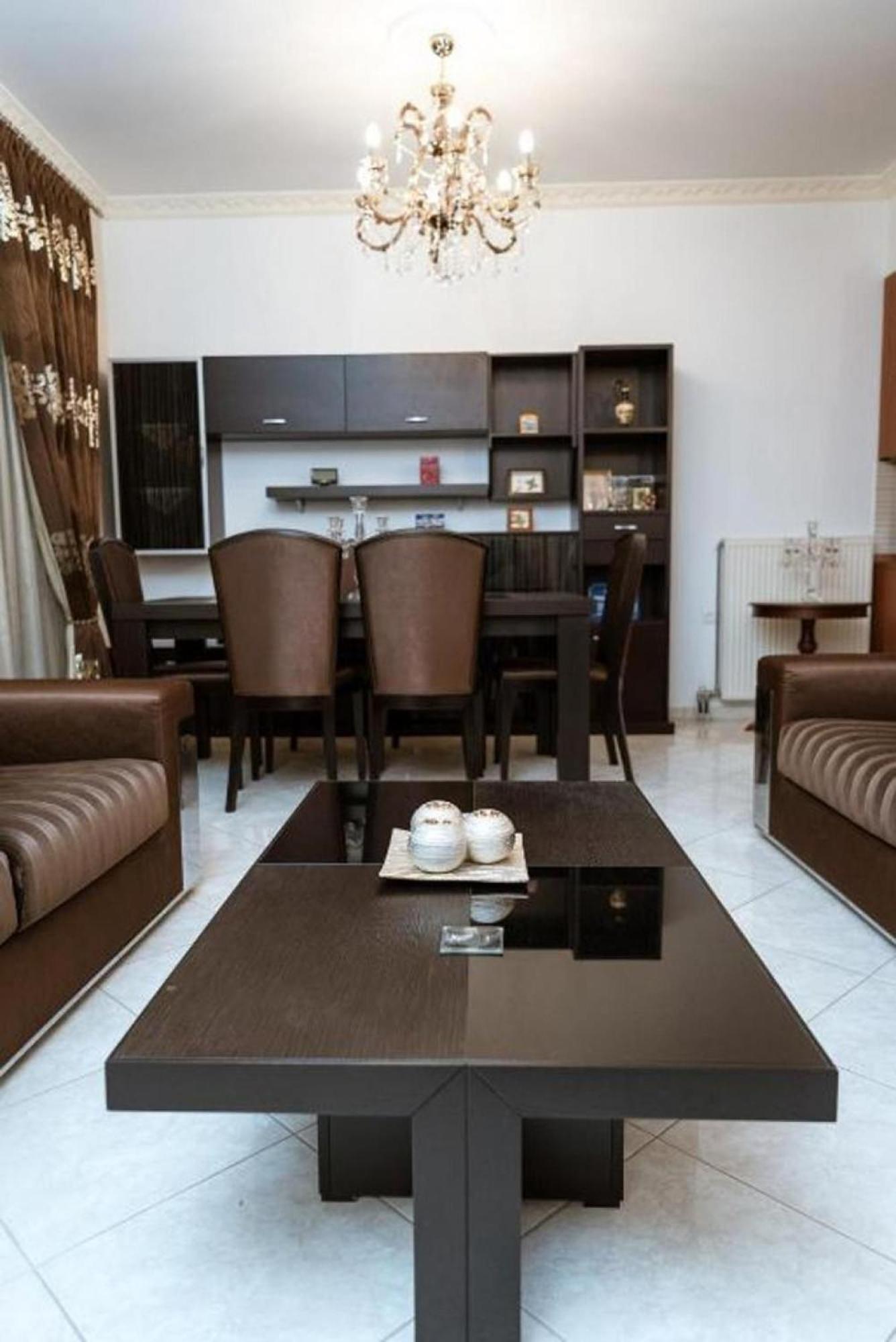 Vosinakis House In * Volos